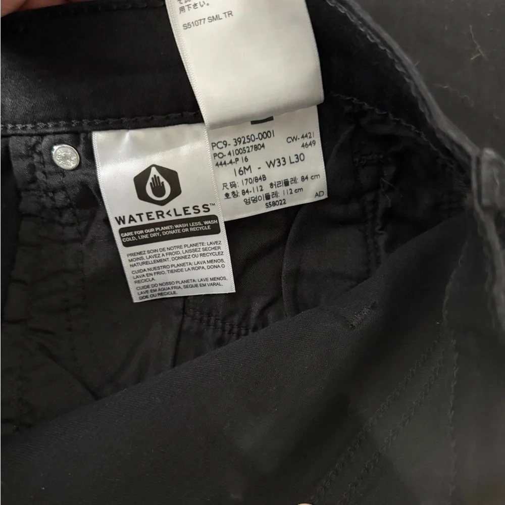 Levi's Classic Straight Black Jeans - Picture 11 of 12